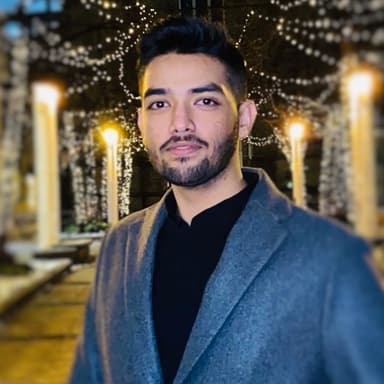 Portrait of Vardan Saini